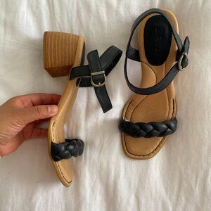 Born Simone Leather Sandal (sz 6)